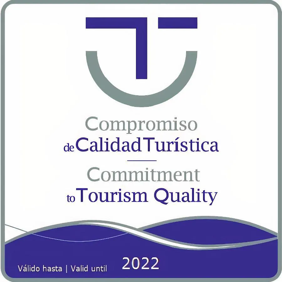 3 Dormitorios Con Balcon Junto Calle Larios Málaga Apartamento