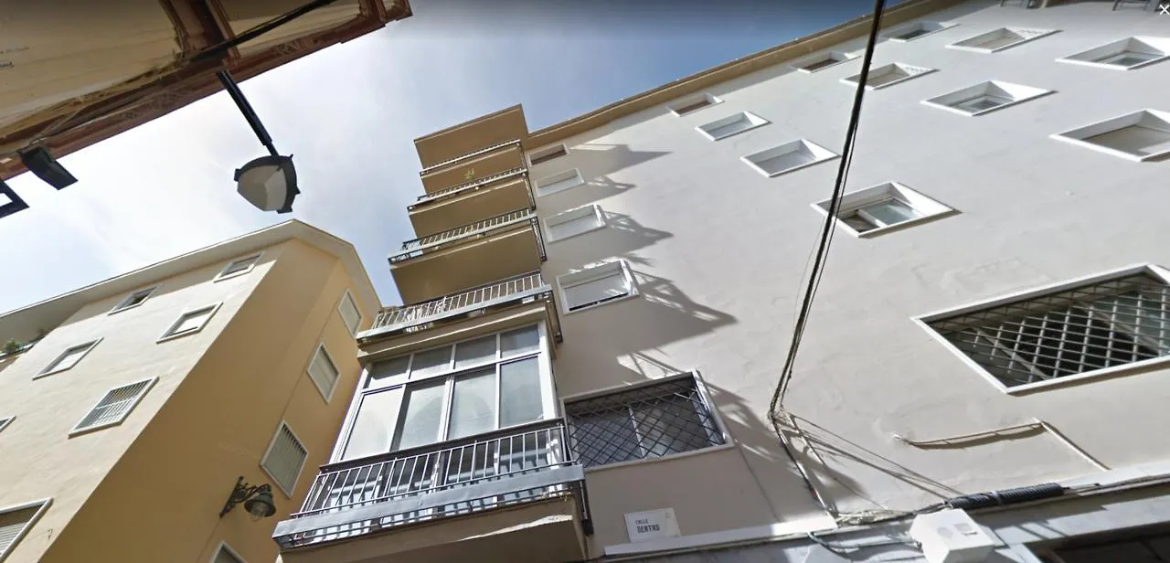 3 Dormitorios Con Balcon Junto Calle Larios Málaga 0*,