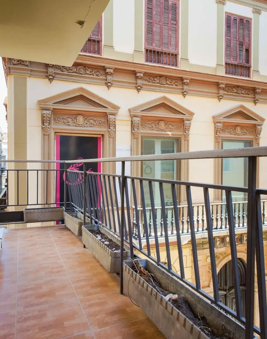3 Dormitorios Con Balcon Junto Calle Larios Málaga Apartamento