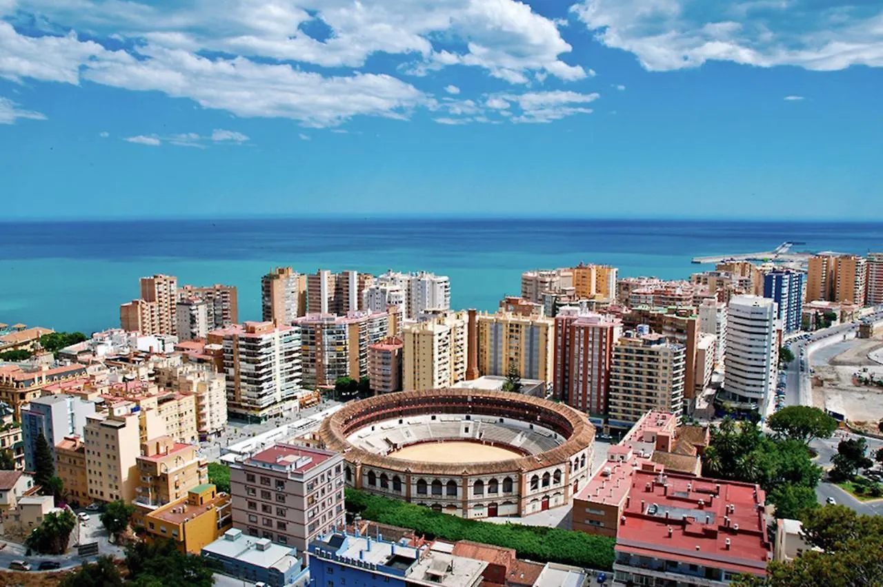 3 Dormitorios Con Balcon Junto Calle Larios Málaga Apartamento